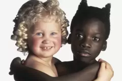 oliviero-toscani-campagna-pubblicitaria